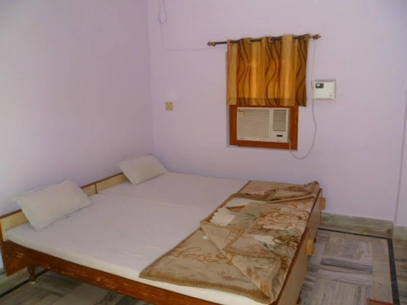 Sri Yoga Mandir 2*